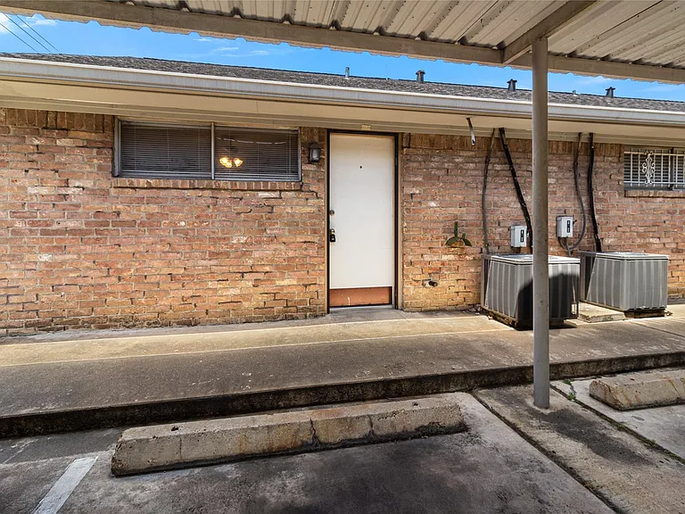 1016 Tri Oaks Ln #92 — Photo 3