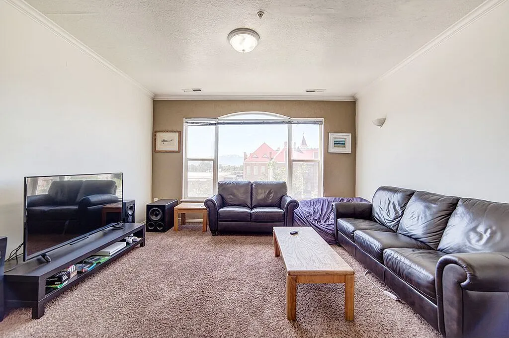 4 bed, $625 — Photo 2
