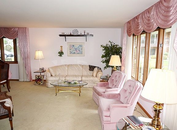 3rd image of 18029 Connecticut Ct #18029