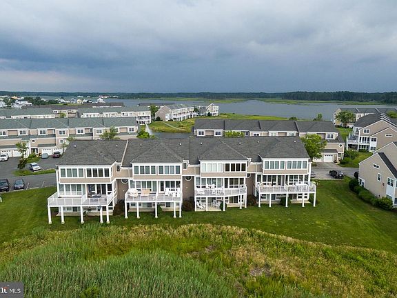 4th image of 38328 Ocean Vista Dr APT 1090