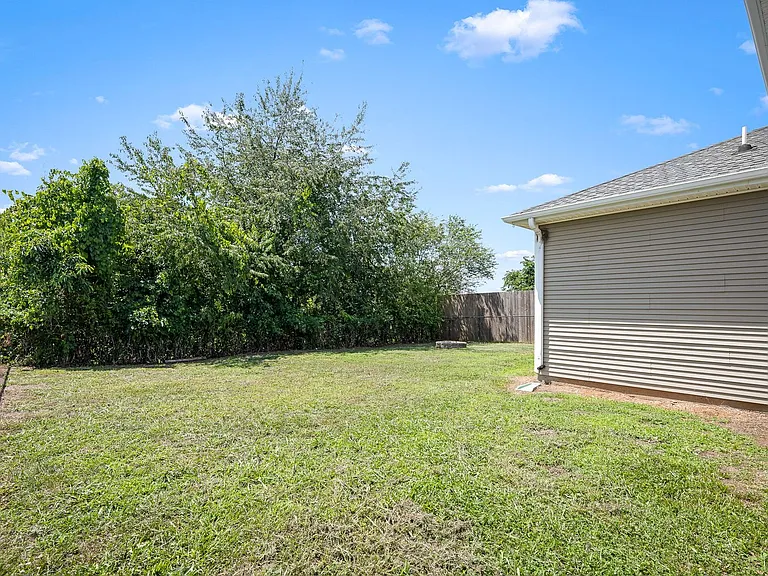 2634 Sewanee Pl — Photo 29