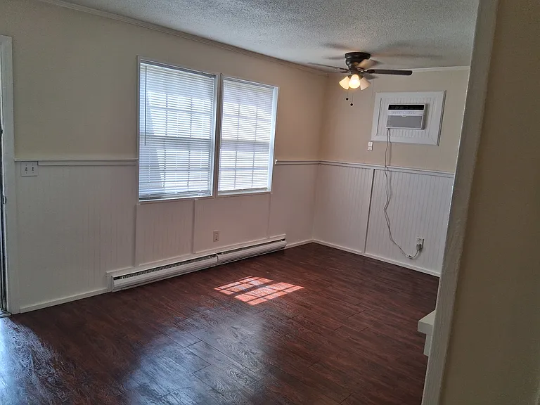1224 Chevis St #A — Photo 10