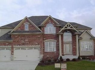 131 Hillside Rd, Naperville, IL 60540