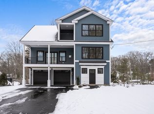 182 Shore Dr, Salem, NH 03079