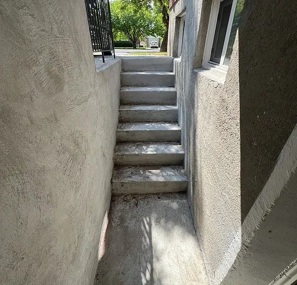 616 N 300 E — Photo 9