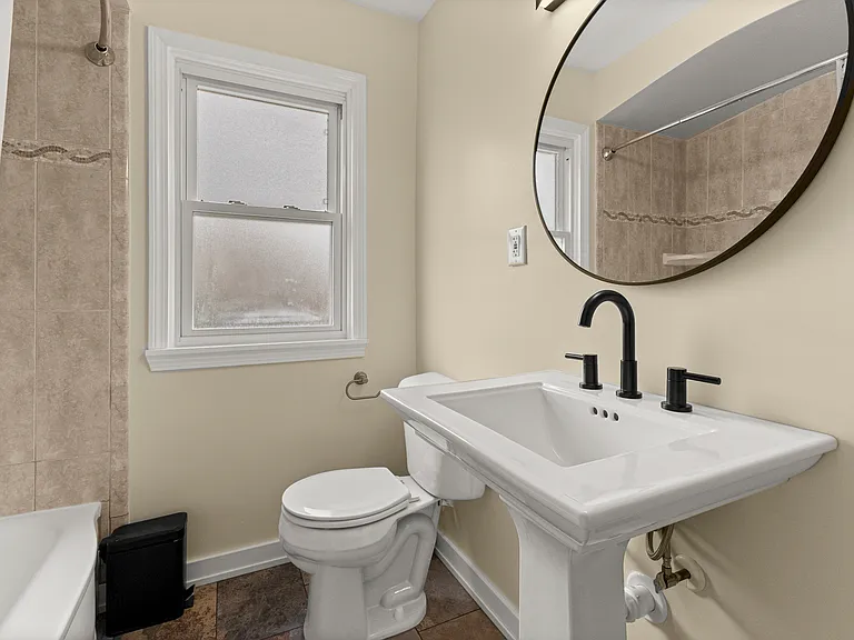 3230 Harding St — Photo 17