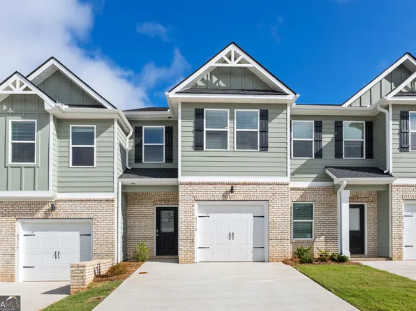 8318 Columbia Ct, Palmetto, GA 30268
