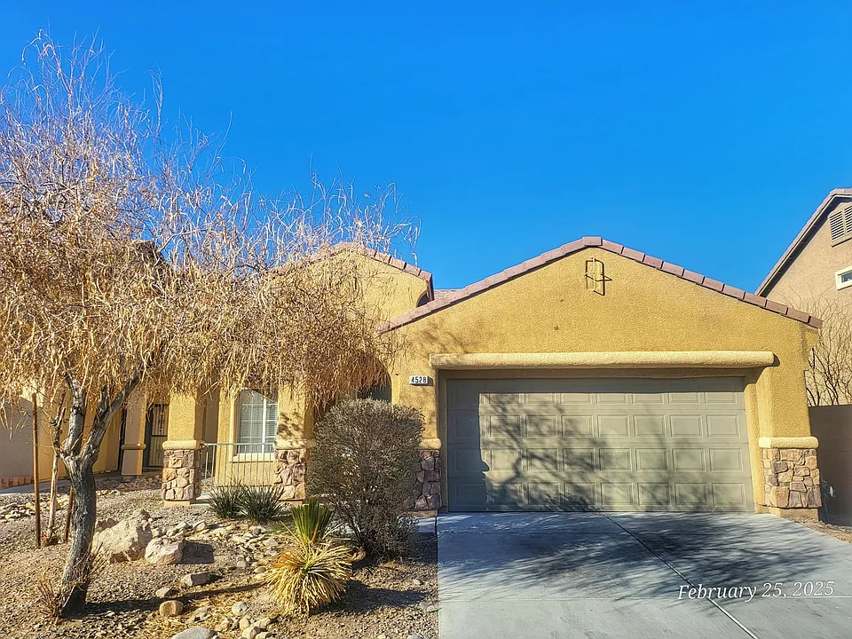 4528 Silverado Sage Ave