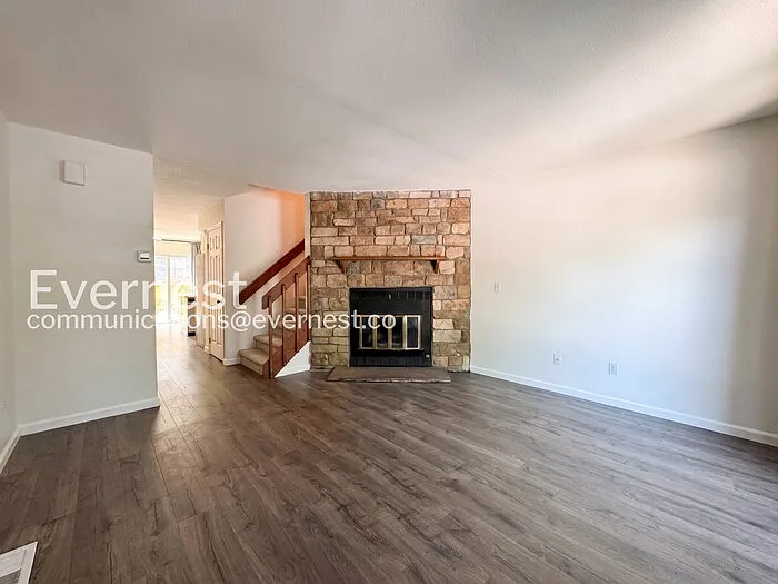 2 bed, 2.5 bath, 1624 sqft, $2,397 — Photo 4