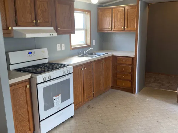 112 W 13th St, Coal Valley, IL 61240