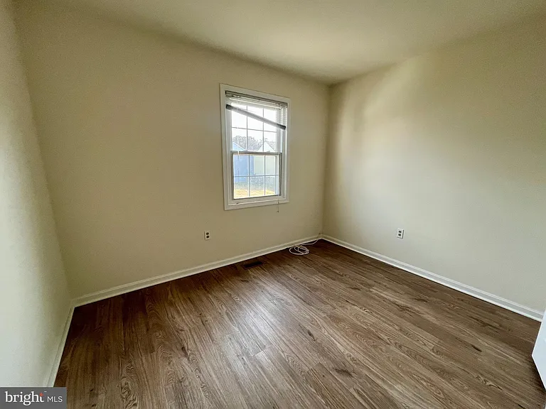 8421 McKenzie Cir — Photo 31