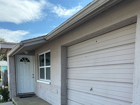 3rd image of 1612 Stone Creek Dr