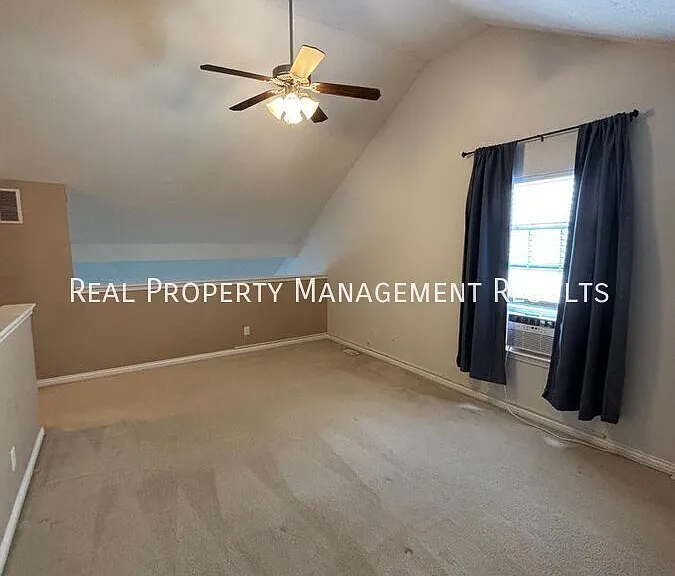 9895 Cove Point Ct — Photo 13