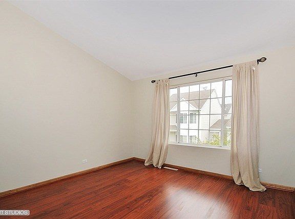 4th image of 619 Hidden Creek Ln #619