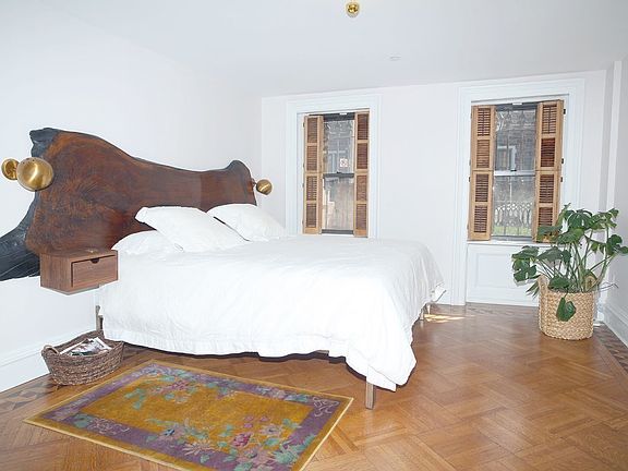 5th image of 289 Macon St #1