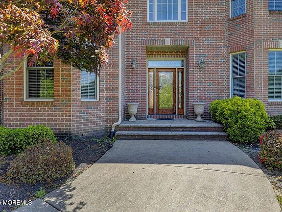 3rd image of 16 Conor Road