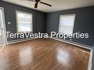 41-43 Oak St, Gibbstown, NJ 08027