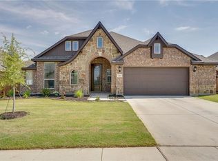 261 Ovaletta Dr, Justin, TX 76247