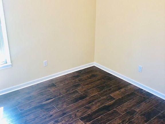5th image of 183 Beechwood Dr