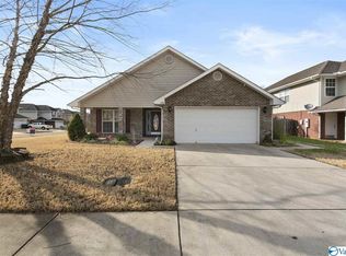 210 Shadow Trl SW, Huntsville, AL 35824