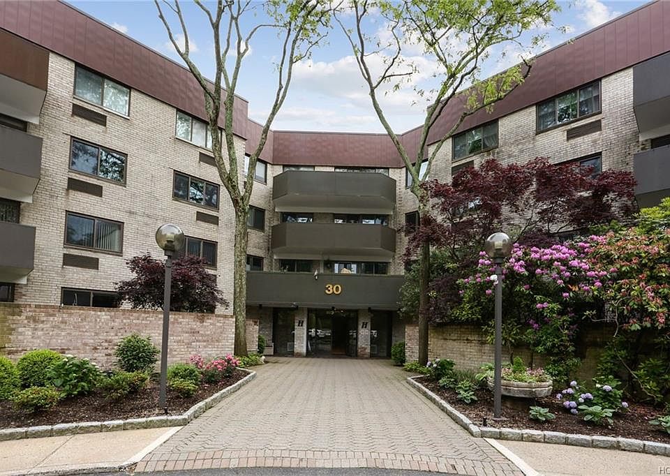 1st image of 30 Greenridge Ave APT 4J