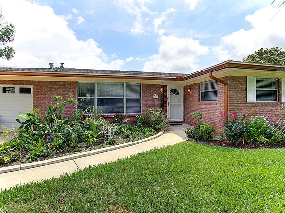 2nd image of 4751 Glorianne Cir W