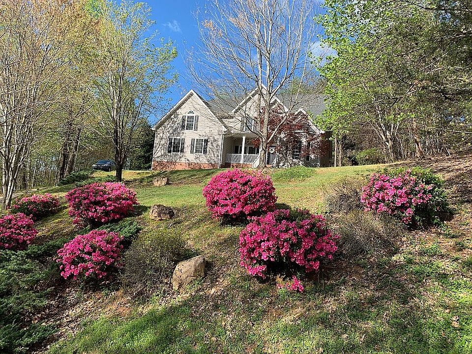 2nd image of 42 Angleblade Rd