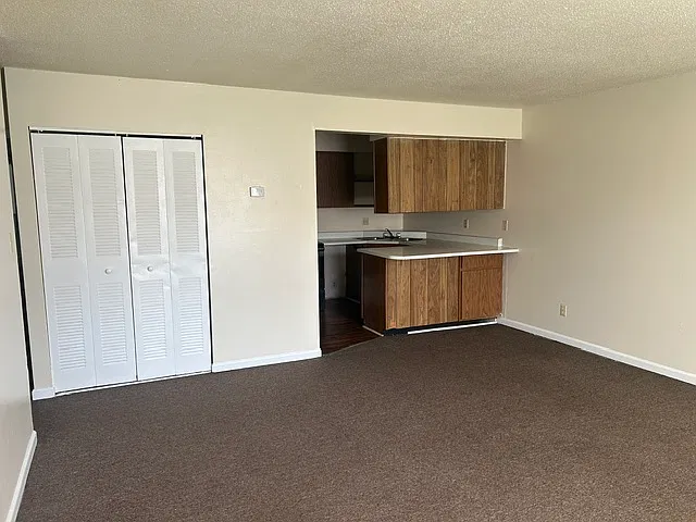253 Keystone Drive - 3 — Photo 4