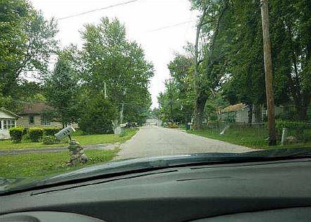 2nd image of 204 Brady Ln