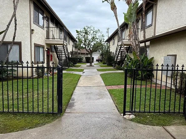 407 N Dalton Ave #4, Azusa, CA 91702