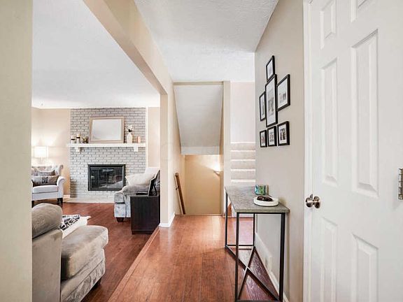 2nd image of 1760 Woodspring Dr