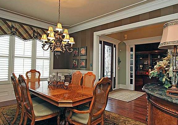 3rd image of 3304 Paige Heights Ct