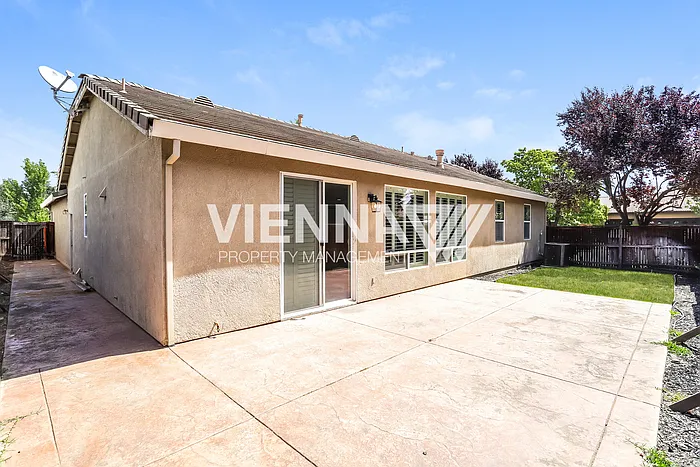 1311 Green Ravine Dr — Photo 14