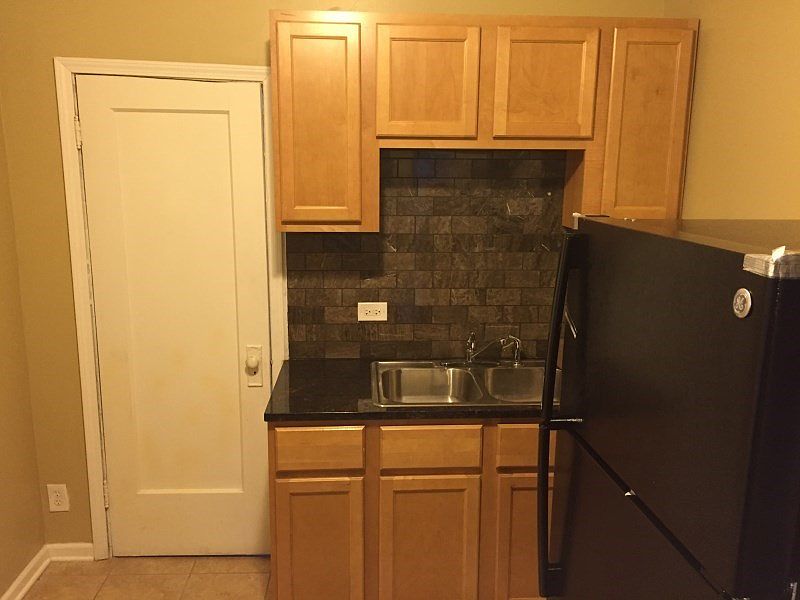 1st image of 6900 S Paxton Ave #1