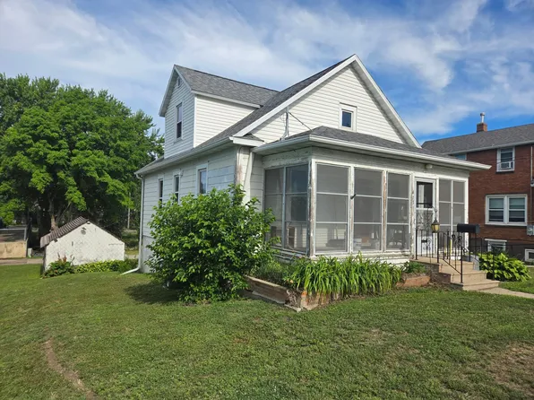 413 Saint Thomas Ave, Albert Lea, MN 56007