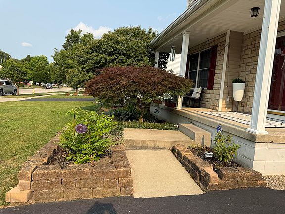 3rd image of 3959 Black Pine Dr