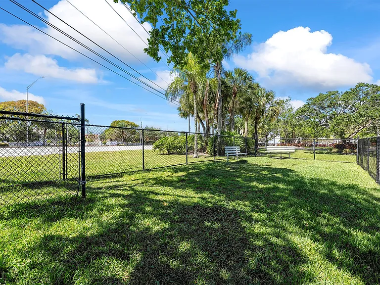 Waterview at Coconut Creek — Photo 16