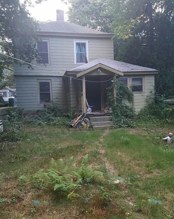 2nd image of 86 Kendall Ln