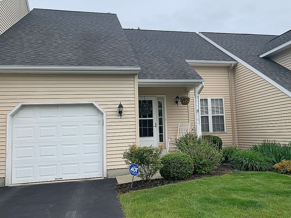 1st image of 23B Fairway Dr