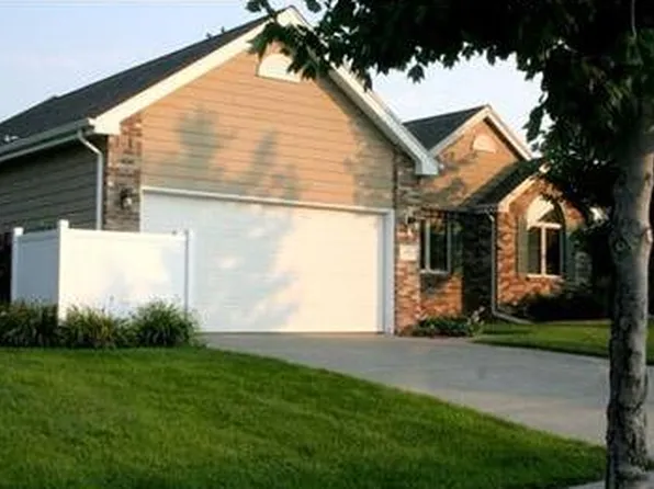 7431 S 52nd St, Lincoln, NE 68516