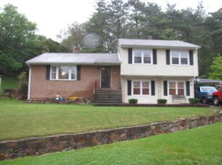 71 Branch Rd, Eagle Rock, VA 24085