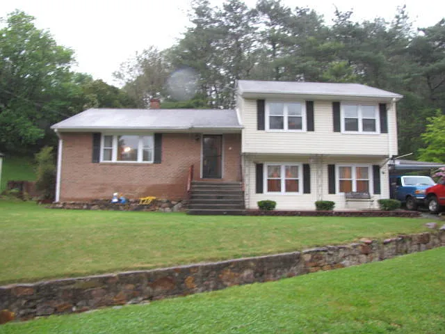 71 Branch Rd photo 1