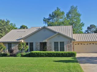 2819 Clear Lake Pl, Gulf Breeze, FL 32563