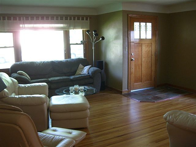 1st image of 448 16th Ave N
