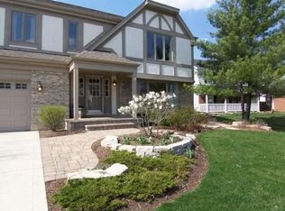 406 Oakmont Ln, Schaumburg, IL 60173