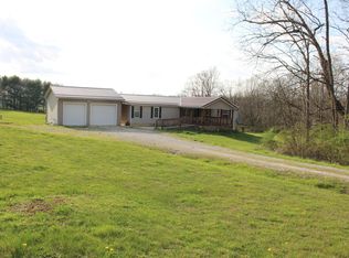 8563 Hazel Dell Rd, Howard, OH 43028