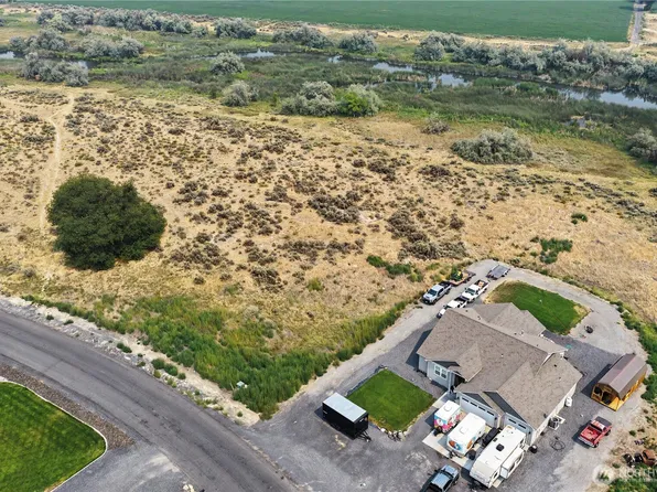 5775 NE J.6 Road, Moses Lake, WA 98837