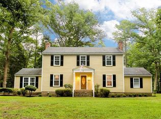 9731 Bending Oak Dr, Midlothian, VA 23112