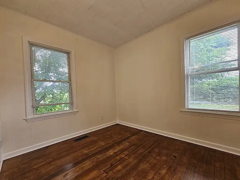 81 West St #1 — Photo 5