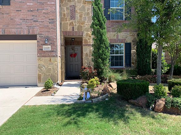 3rd image of 2229 Bernese Ln